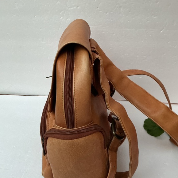 Genuine Leather Backpack - Picture 4 of 7